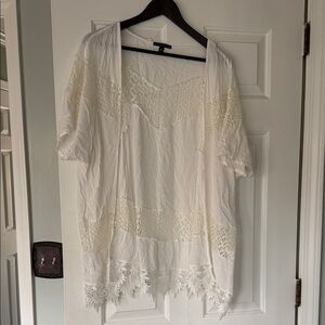 Signature Ivory Lace Women's Top